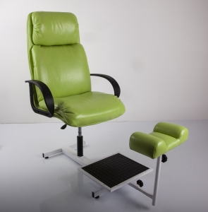 Педикюрное кресло «Милана» (гидравлическое с опорами под ноги) 